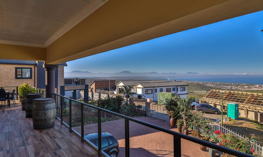 4 Bedroom Property for Sale in Island View Western Cape
